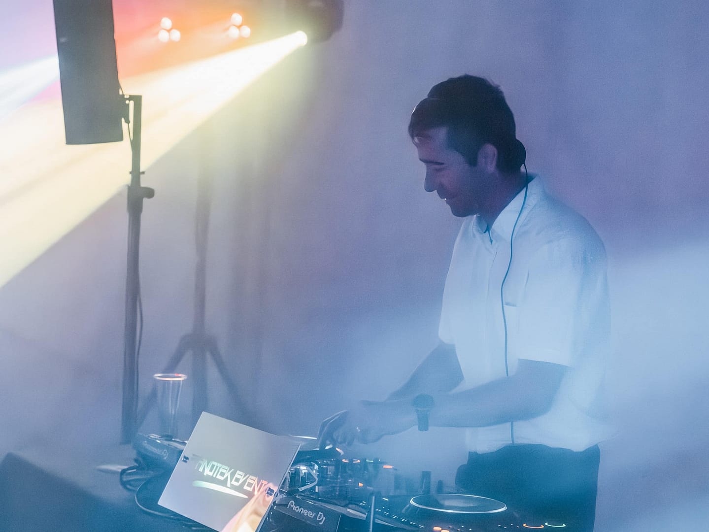 Expertise logistique et musicale pour événements à Valenciennes, Cambrai et Douai.